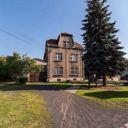 Ferienwohnung Michelle apartman Horovicky Exterior foto